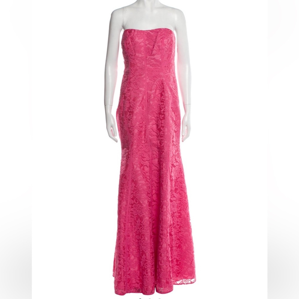 Monique lhuillier pink lace gown size 6